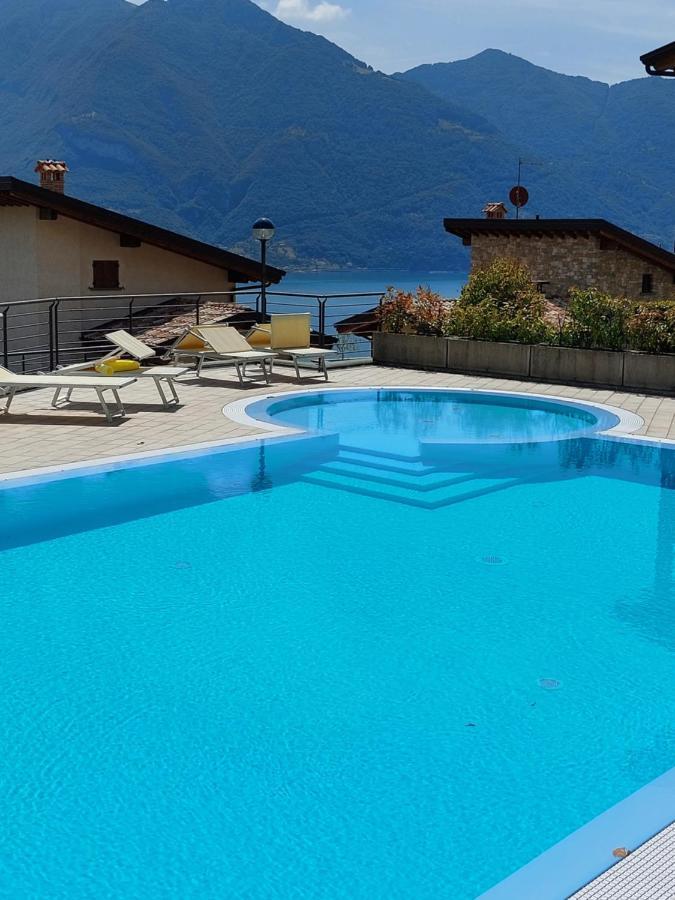 Iseo Lake Villa Con Vista Lago E Piscina Costa Volpino Dış mekan fotoğraf
