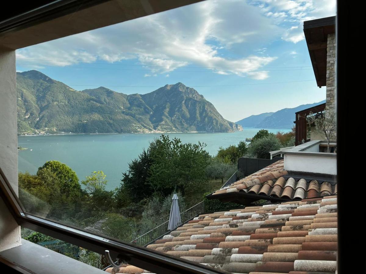 Iseo Lake Villa Con Vista Lago E Piscina Costa Volpino Dış mekan fotoğraf