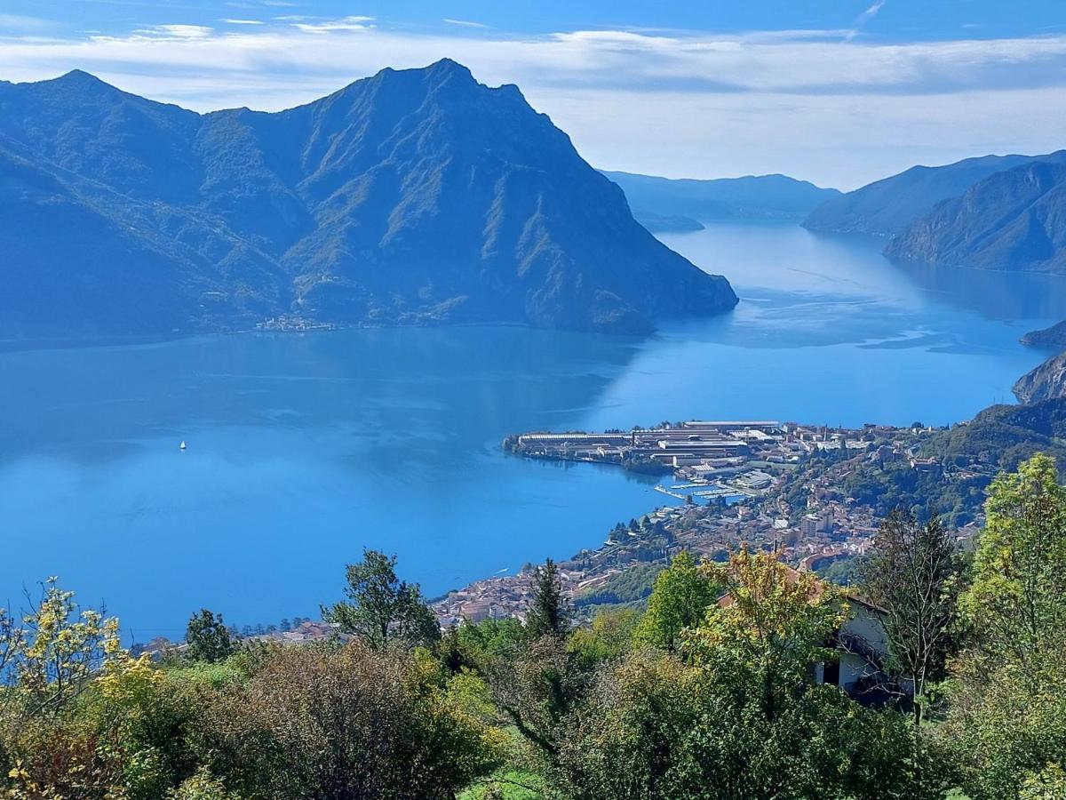 Iseo Lake Villa Con Vista Lago E Piscina Costa Volpino Dış mekan fotoğraf