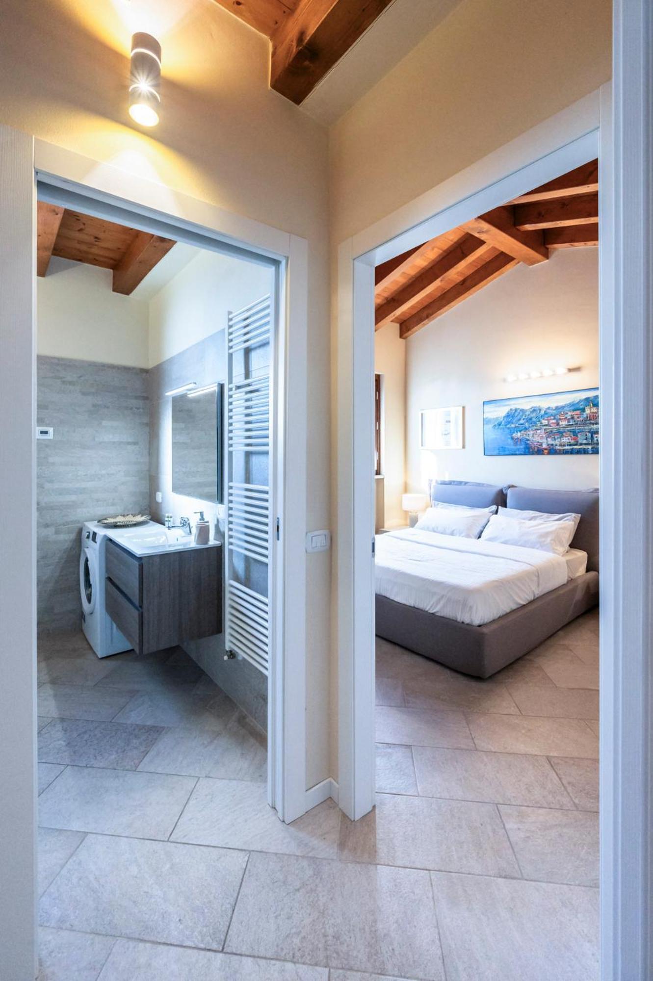 Iseo Lake Villa Con Vista Lago E Piscina Costa Volpino Dış mekan fotoğraf
