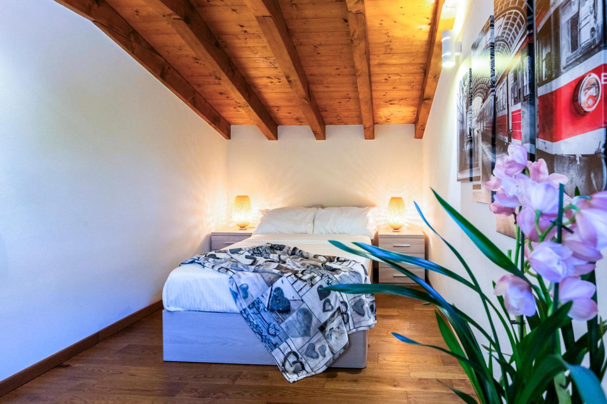 Iseo Lake Villa Con Vista Lago E Piscina Costa Volpino Dış mekan fotoğraf
