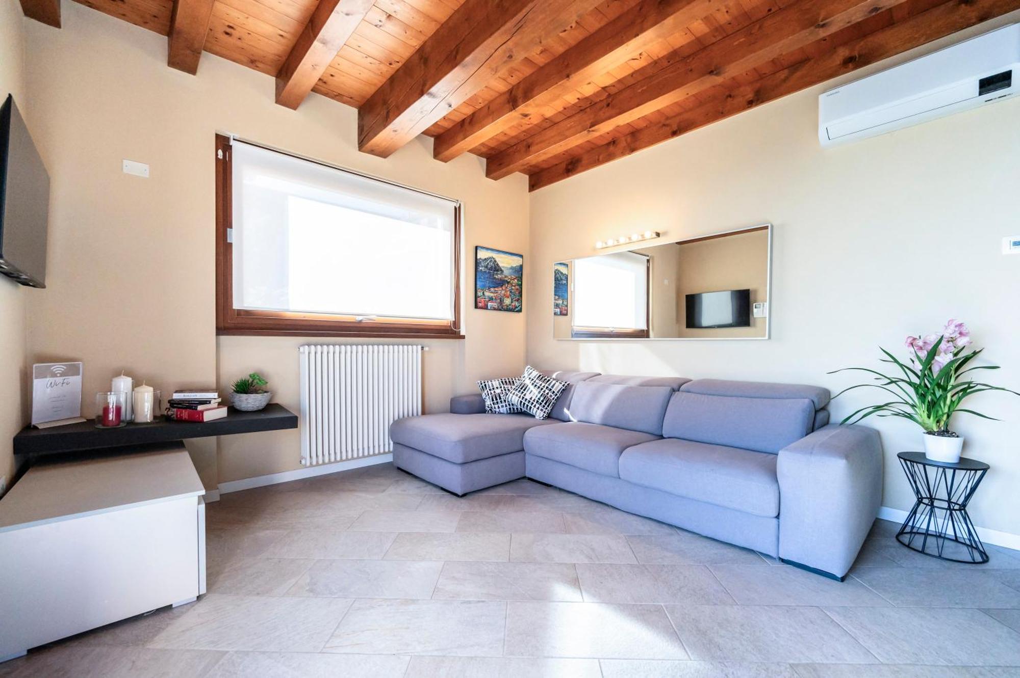 Iseo Lake Villa Con Vista Lago E Piscina Costa Volpino Dış mekan fotoğraf